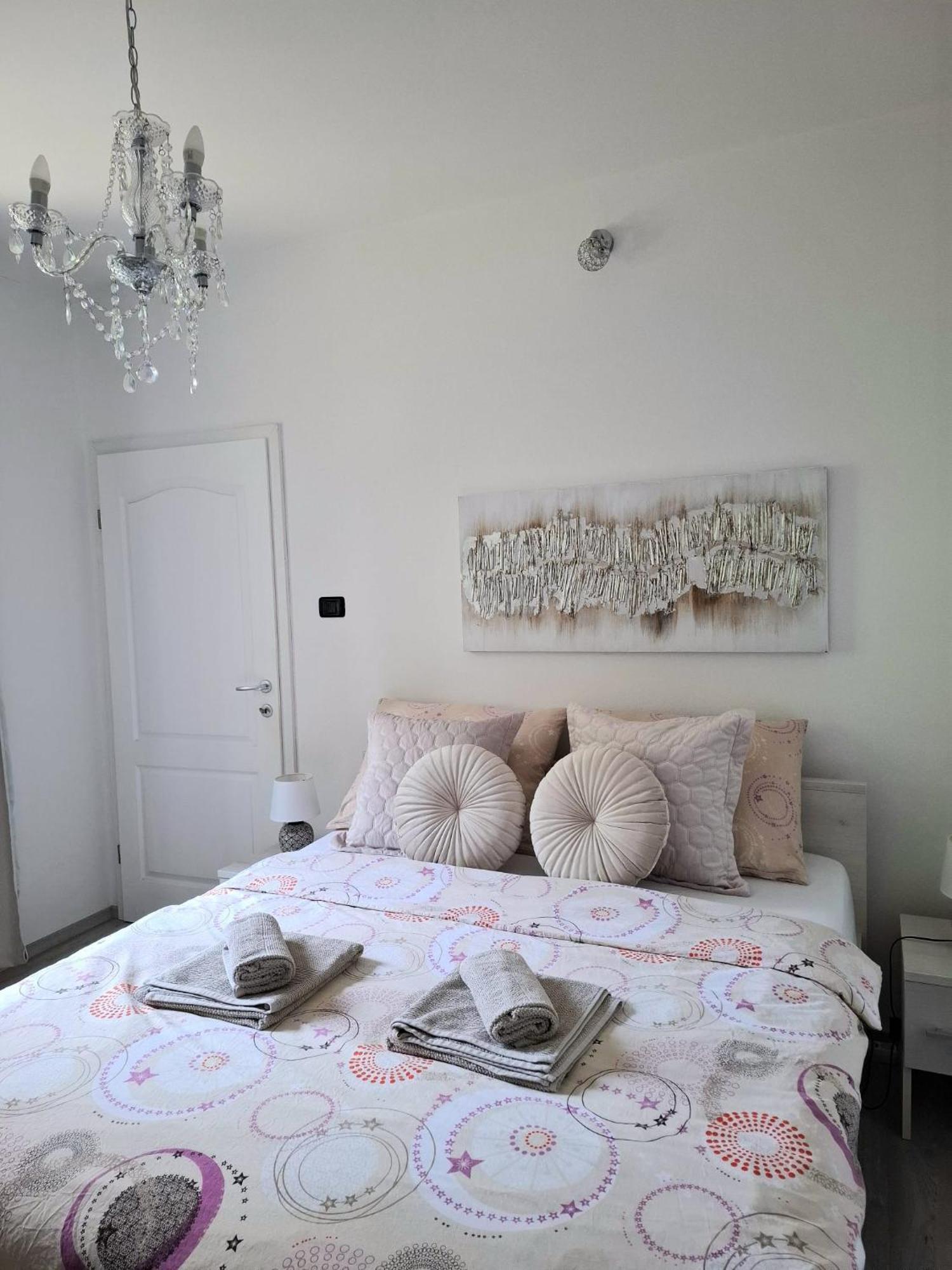 Apartman Melita Galižana Exterior foto